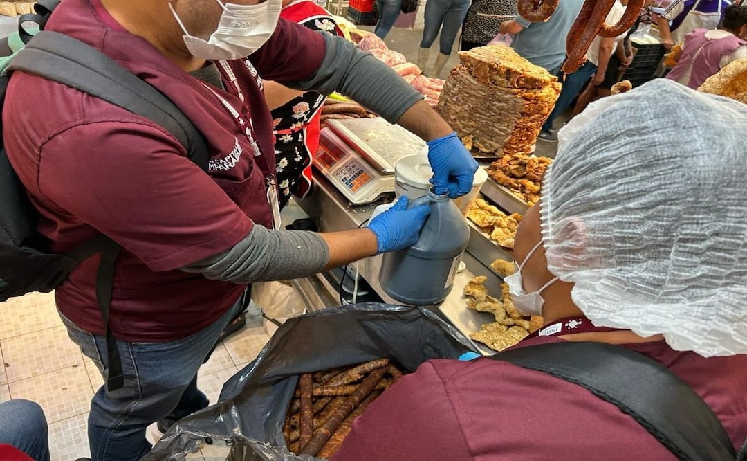 Se inspeccionaron 25 locales del mercado Zapata | Fotos: Ayuntamiento de Puebla