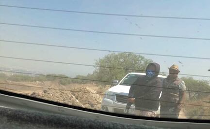 Grupo armado intimida a periodistas de EL UNIVERSAL; los amenazan con prenderles fuego