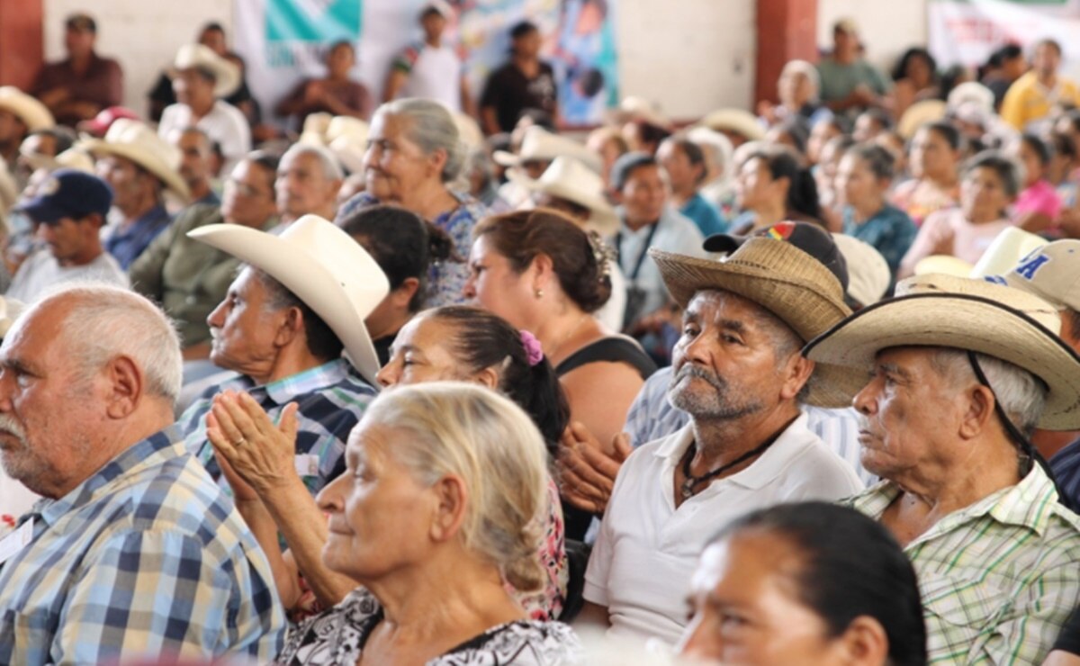 Adultos mayores podrán celebrar el mes del abuelo en Puebla | Foto: Archivo EL UNIVERSAL