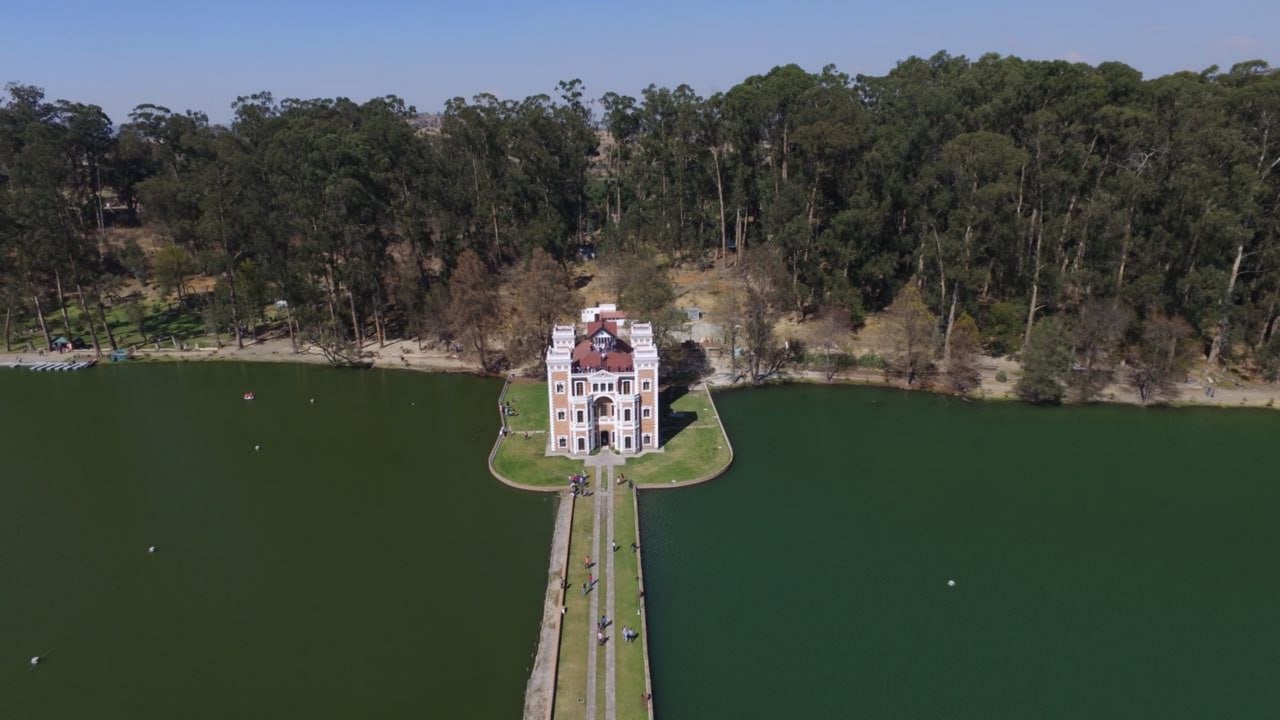 La Ex Hacienda de Chautla se encuentra en Puebla y evoca la imagen de un castillo inglés | Foto: EsImagen