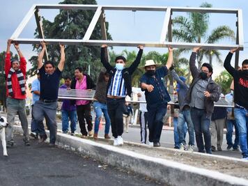 EXIGEN PARADEROS EN TLALTELULCO