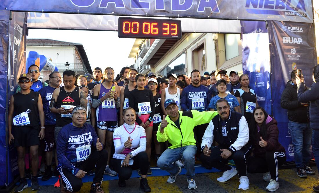 Más de mil personas corrieron las rutas de 12 y 38 kilómetros en Teziutlán, casi el doble del año pasado | Fotos BUAP