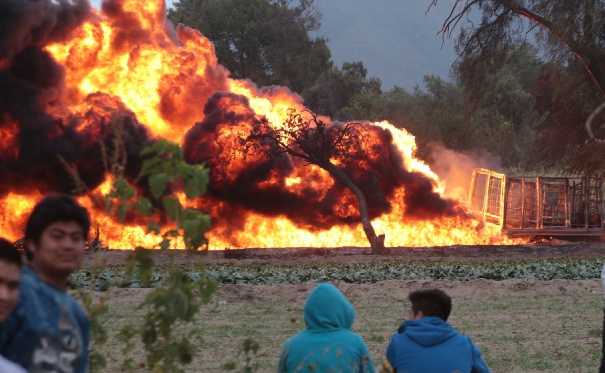 El robo de combustible sigue siendo la fuente de financiamiento de los cárteles en el Triángulo Rojo | FOTO: Agencia Es Imagen para El Universal Puebla