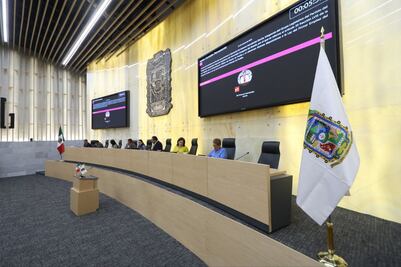 Convoca Comisión Permanente a sesión extraordinaria de la LXII Legislatura