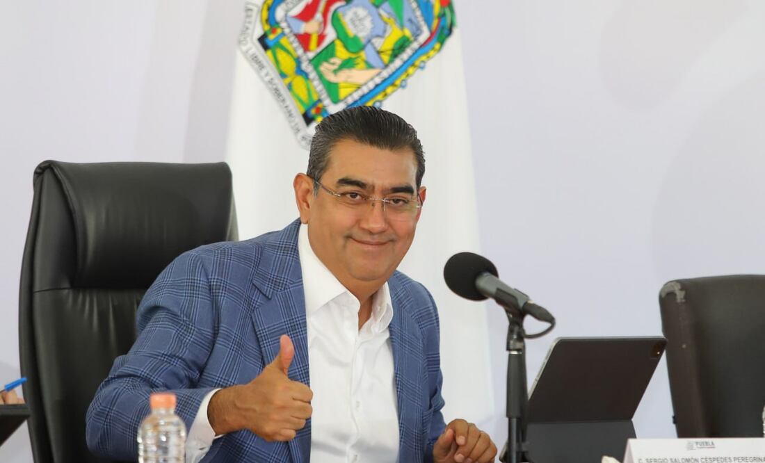 Sergio Salomón pidió a los poblanos mantenerse informados sobre el paquete de reformas | Foto: EsImagen