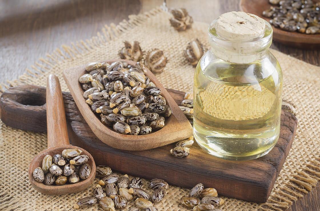 El aceite de ricino es un líquido translúcido con un tinte amarillo y se utiliza en una amplia gama de productos, desde limpiadores hasta pinturas. 

Foto: Producción El Universal Puebla