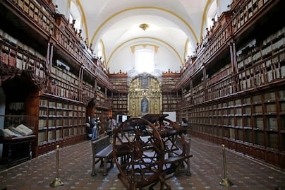 Biblioteca Palafoxiana: 375 años de historia y grandeza