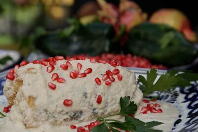 Estiman restauranteros vender más de 3 millones de chiles en nogada 