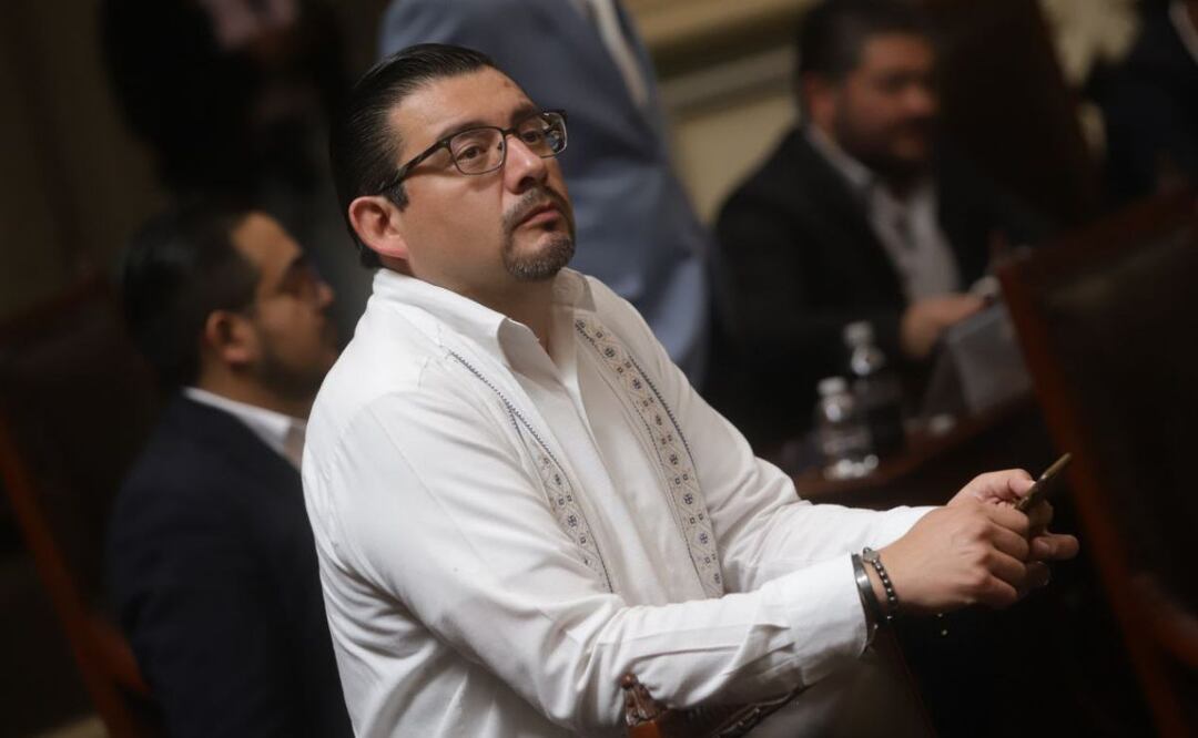 El CEN del PAN deberá decidir si expulsa a Eduardo Alcántara por violencia política de género | Foto: Agencia Es Imagen para El Universal Puebla