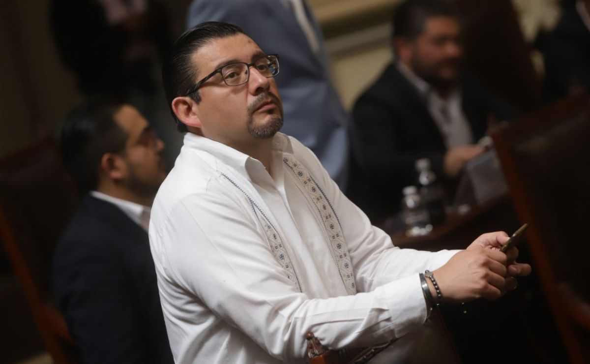 El CEN del PAN deberá decidir si expulsa a Eduardo Alcántara por violencia política de género | Foto: Agencia Es Imagen para El Universal Puebla