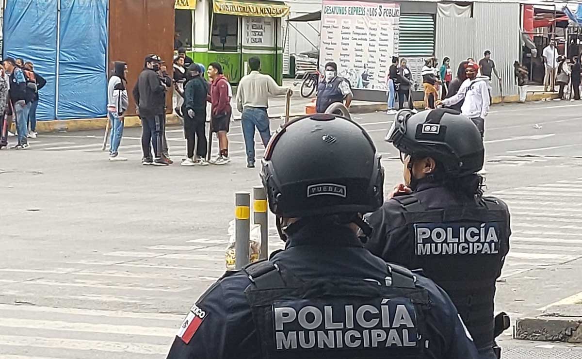 Enfrentamiento con locatarios del mercado Unión deja 10 policías heridos