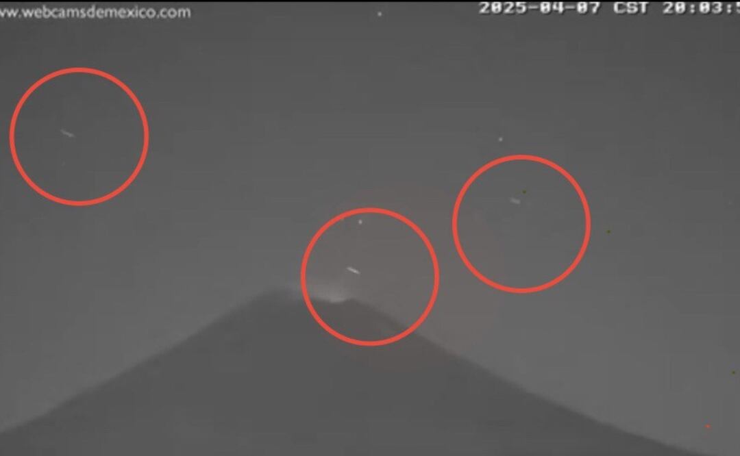 Se captaron objetos luminosos no identificados cerca del Popocatépetl | Foto: X