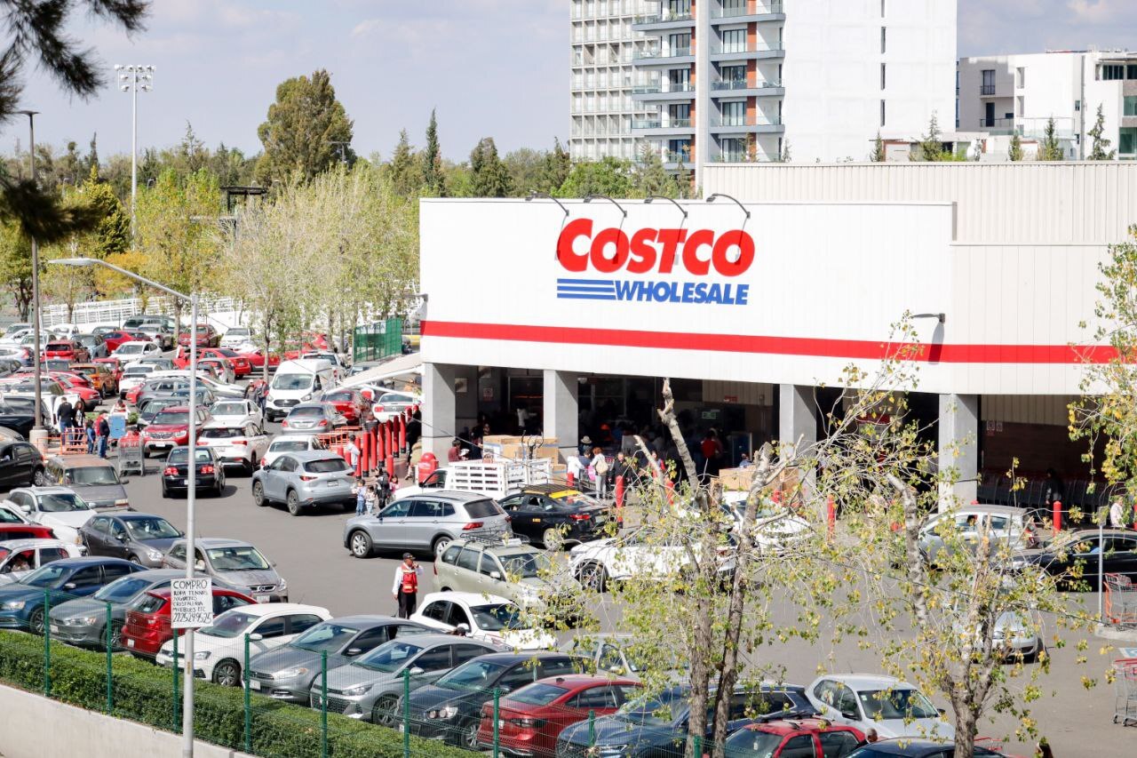 La Profeco recibió varias denuncias de la gasolinera de Costco | Foto: EsImagen