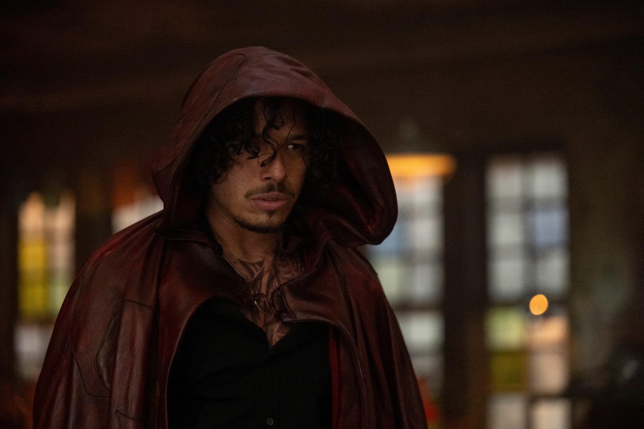 Anthony Ramos interpreta a Parker Robbins/Hood, un antagonista que introduce un aspecto más sobrenatural del MCU | Foto: Marvel Studios