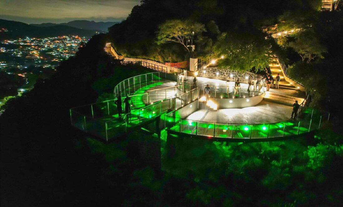 Este mirador de cristal es el nuevo y famoso atractivo en Atlixco | Foto: Ayuntamiento de Atlixco