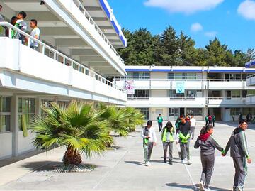 Estudiante del BINE se desmaya al ser golpeada por otra alumna