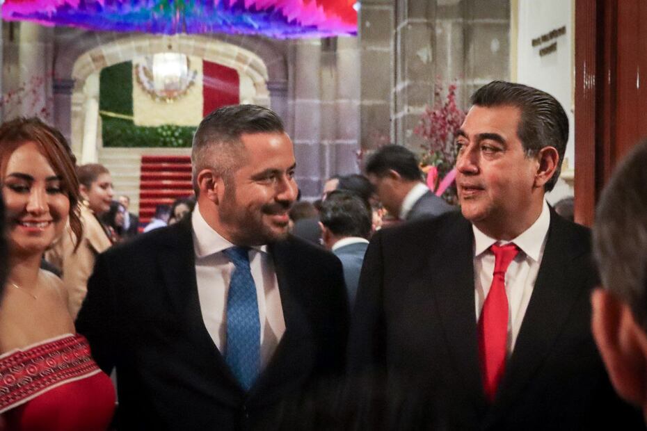 Desde el balcón del Palacio Municipal, Sergio Salomón dio su último Grito de Independencia | EsImagen