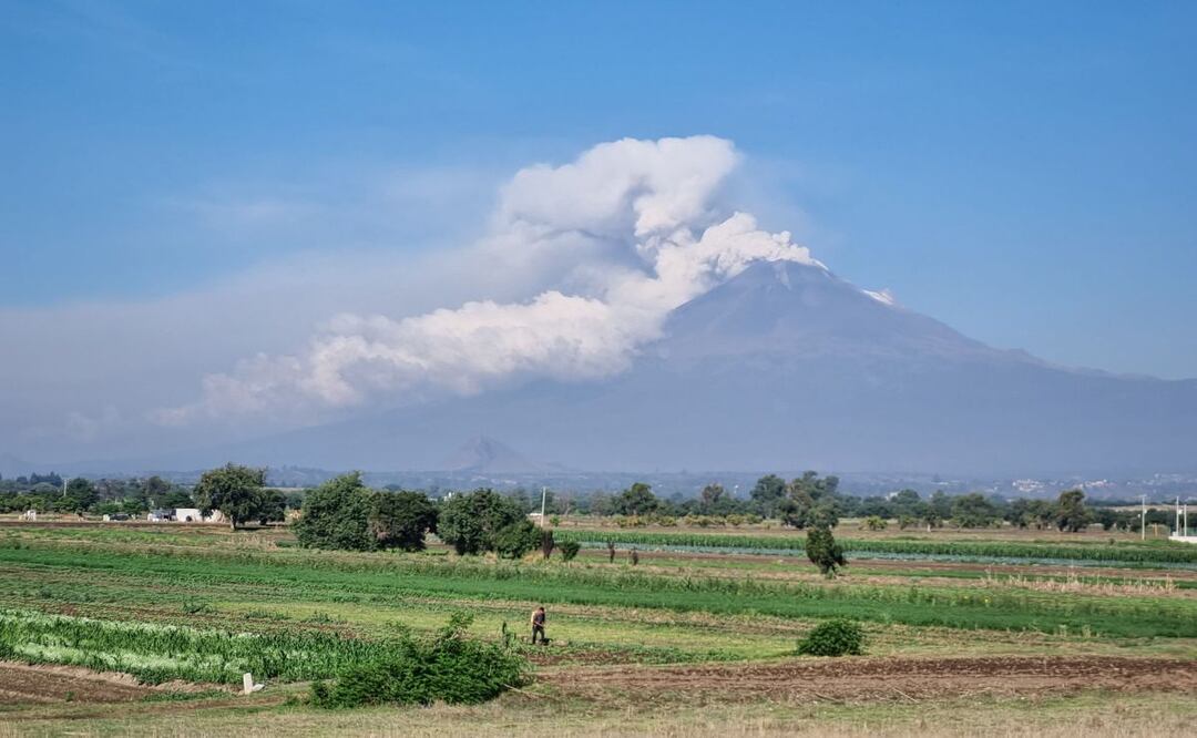 En 1994 el Popocatépetl se despertó e inició su actividad, generando alerta en Puebla y estados aledaños | Foto: Agencia Es Imagen para El Universal Puebla