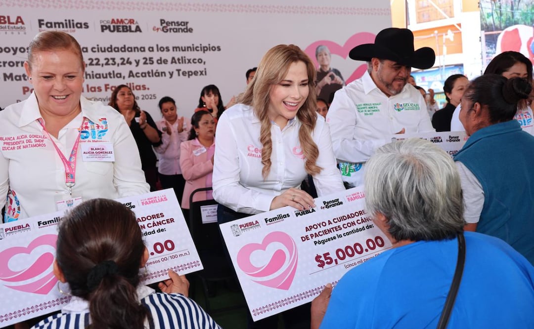 Microrregiones de Atlixco, Izúcar, Chiautla, Acatlán y Tepexi fueron beneficiadas con programas Alimentarios, Inclusión, Infraestructura y Equipamiento Comunitario | Foto: Gobierno del Estado