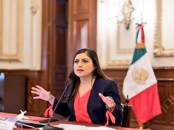 Fiscalía General del Estado investiga a Claudia Rivera por asociación delictuosa, peculado y fraude