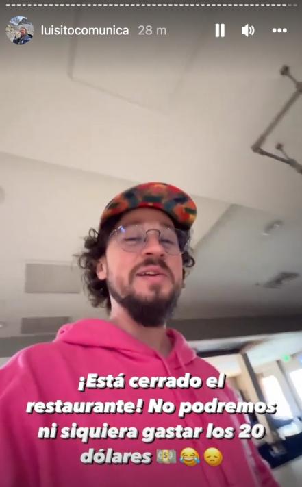 Vaya situación... A Luisito Comunica y su novia los bajaron del avión
