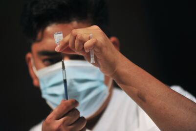 Cede Federación, enviará medio millón de vacunas a Puebla