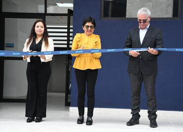 Lilia Cedillo inaugura laboratorio de medios en la BUAP