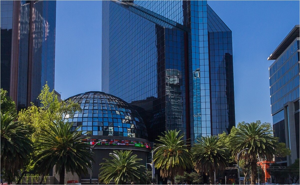 Bolsa Mexicana de Valores sube a 49 mil 825 puntos; va rumbo a 50 mil unidades