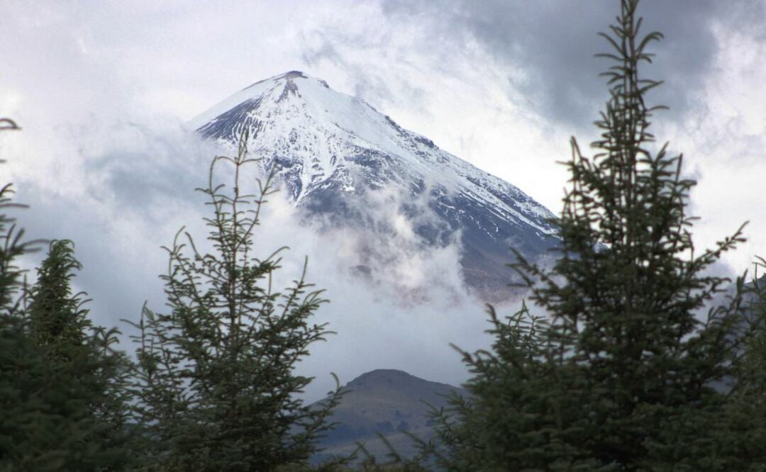 Cuatro alpinistas perdieron la vida en el Pico de Orizaba, sus cuerpos ya fueron rescatados | Foto: Agencia Es Imagen para El Universal Puebla