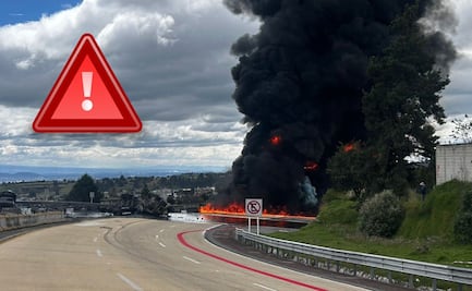 Autopista México-Puebla cerrada por explosión de pipa en Santa Rita Tlahuapan