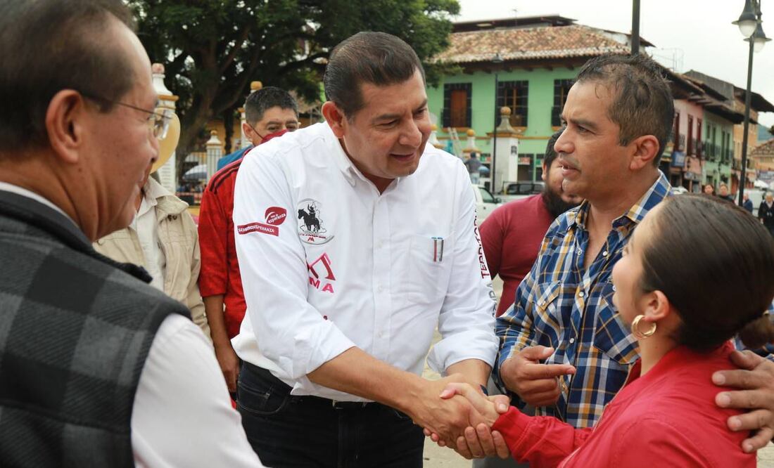 Alejandro Armenta agradece el respaldo recibido por los poblanos | Foto: Especial
