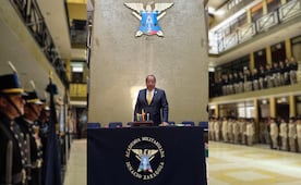 Director de academia militarizada en Puebla no tiene título o cédula que avalen sus estudios