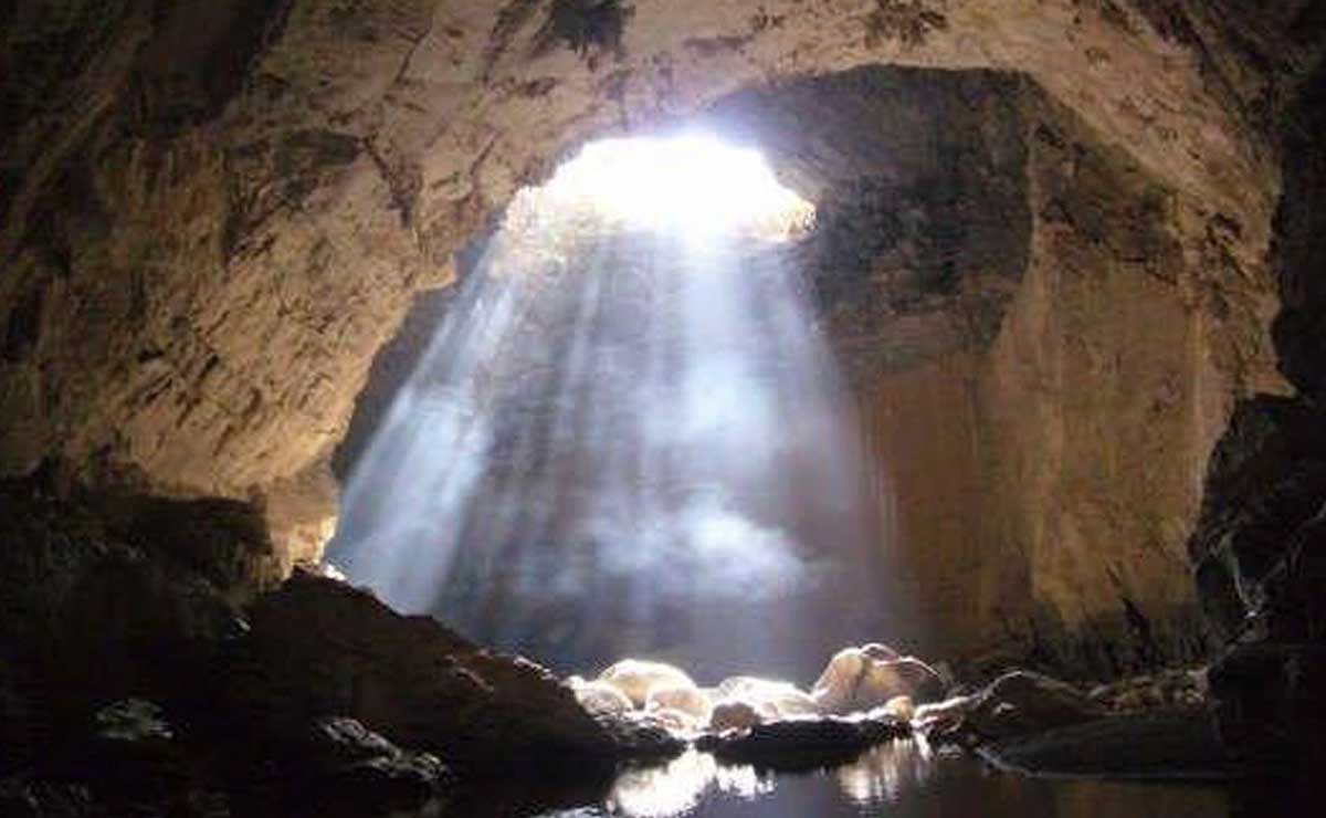 El Chonta, un río subterráneo de Guerrero para los poblanos aventureros