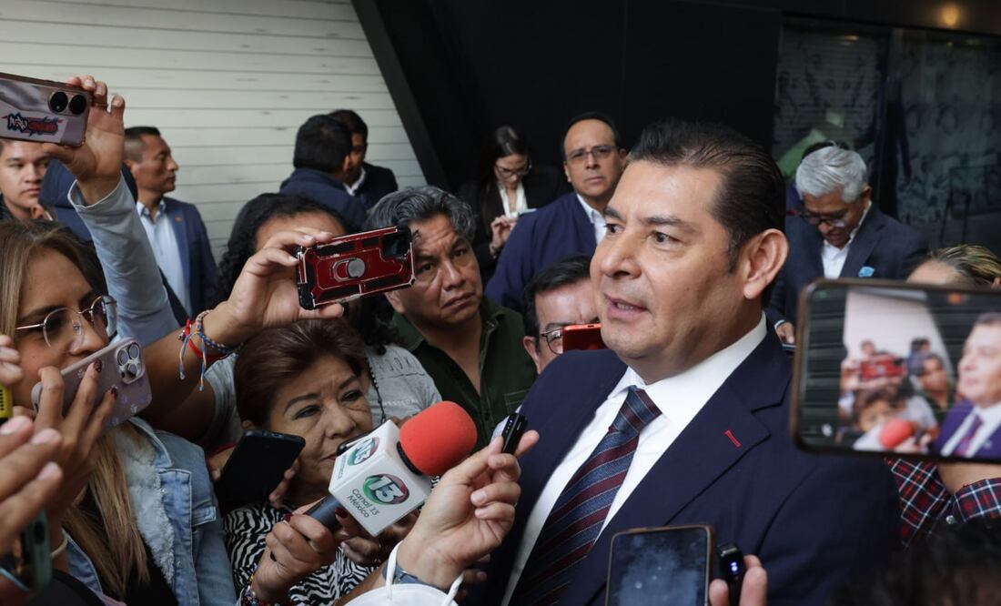 Alejandro Armenta solicitó investigar los perfiles políticos de todos los partidos | EsImagen