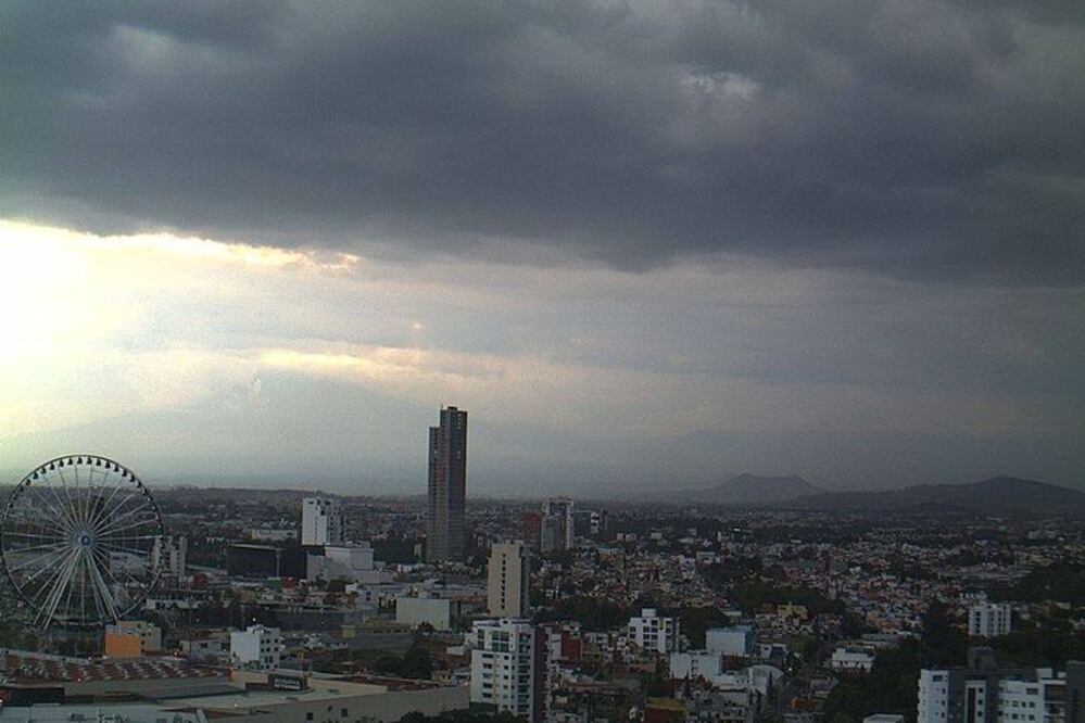 Protección Civil Estatal de Puebla ha mencionado en su reporte para este 8 de julio que se esperan temperaturas máximas cálidas alcanzando los 34°C en la región de la Mixteca poblana.

Foto: Producción El Universal Puebla