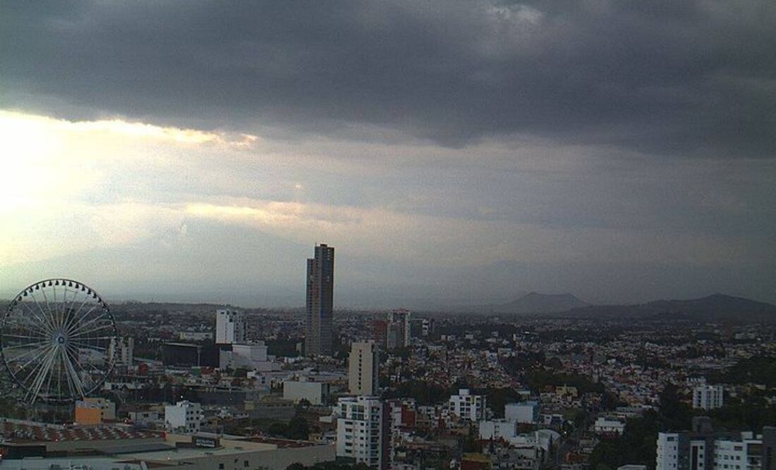 Protección Civil Estatal de Puebla ha mencionado en su reporte para este 8 de julio que se esperan temperaturas máximas cálidas alcanzando los 34°C en la región de la Mixteca poblana.
Foto: Producción El Universal Puebla