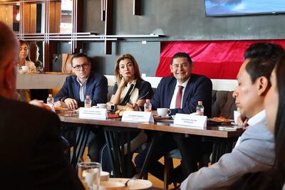 Sueño en que Puebla sea la capital de la electromovilidad: Armenta