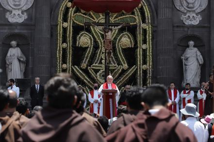 Así se vivió la Procesión de Viernes Santo en Puebla 