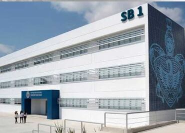 Refuerzan seguridad ante presunta amenaza en Prepa Simón Bolívar de la BUAP