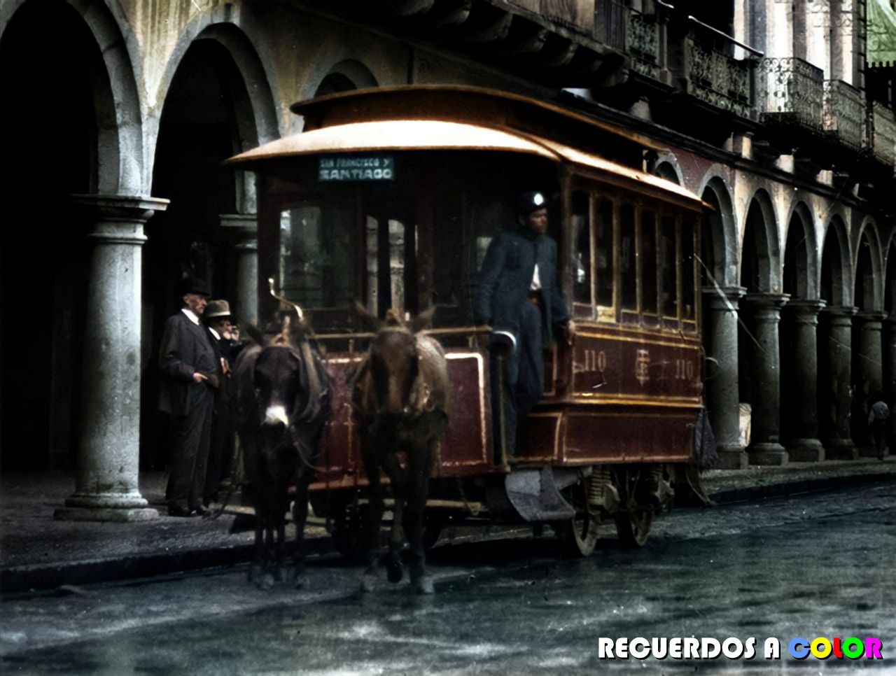 Fue hasta 1926 cuando estos tranvías tirados mulas fueron sustituidos por los de motor de gasolina | Fotos tomadas del libro de la doctora Gloria Tirado