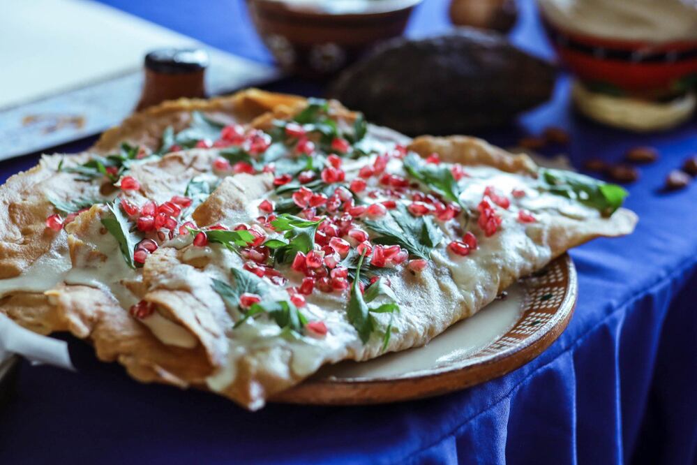 En este 2024, la Feria del Molote ofrecerá el de nogada | Foto: EsImagen