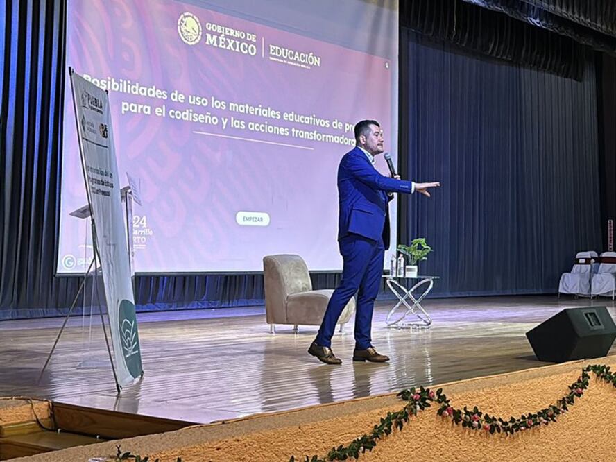 Maestros de Puebla ya conocen los nuevos libros de texto de preescolar | EsImagen