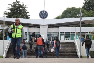 Gobernación estatal pide a sindicato de Volkswagen llegar a un acuerdo salarial con la empresa
