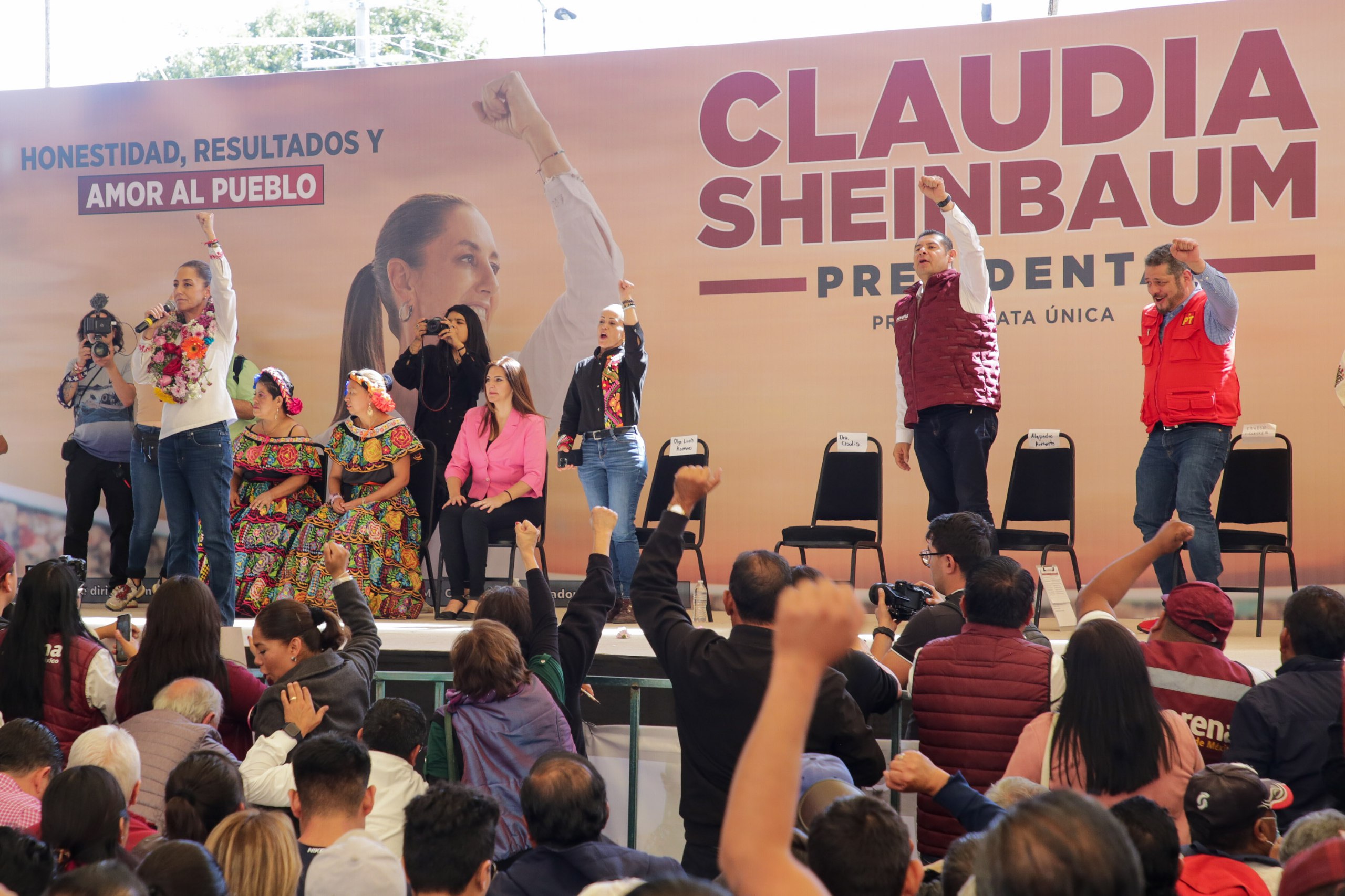 En su segundo día de gira por Puebla, Claudia Sheinbaum estuvo en Tehuacán | EsImagen para El Universal Puebla