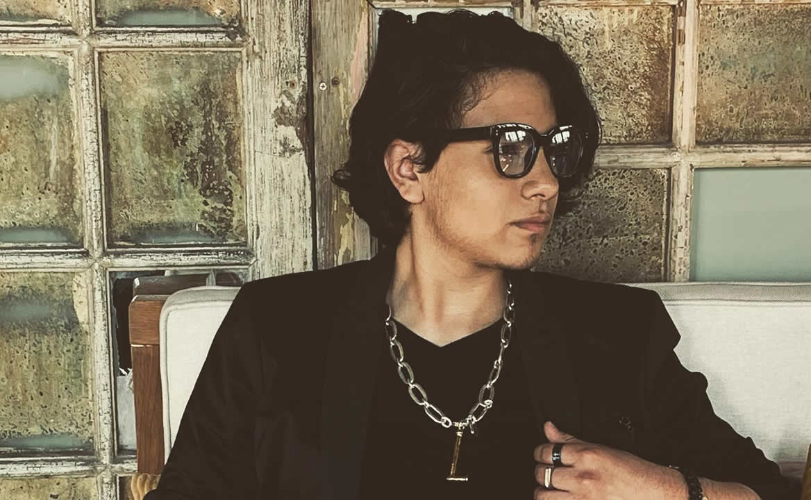 Crece la dinastía Mascabrothers. Leonardo, hijo de Germán Ortega, debuta en Relatos Macabrones