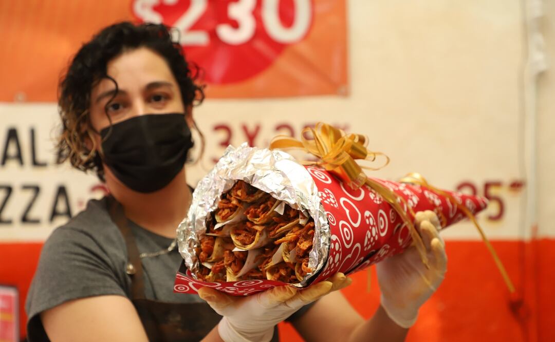 Un obsequio peculiar para San Valentín | FOTO: Agencia Es Imagen para El Universal Puebla