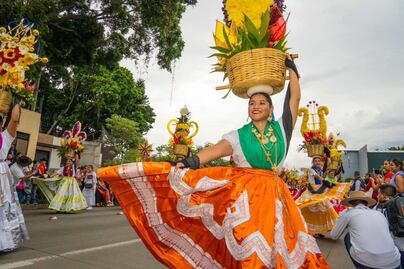 Poblanos disfrutan de la gran fiesta de la Guelaguetza 2023 en Oaxaca