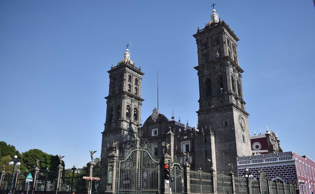 ¿Cuántas iglesias hay en Puebla?