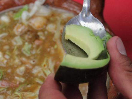 No, no es de Michoacán, el aguacate es poblano