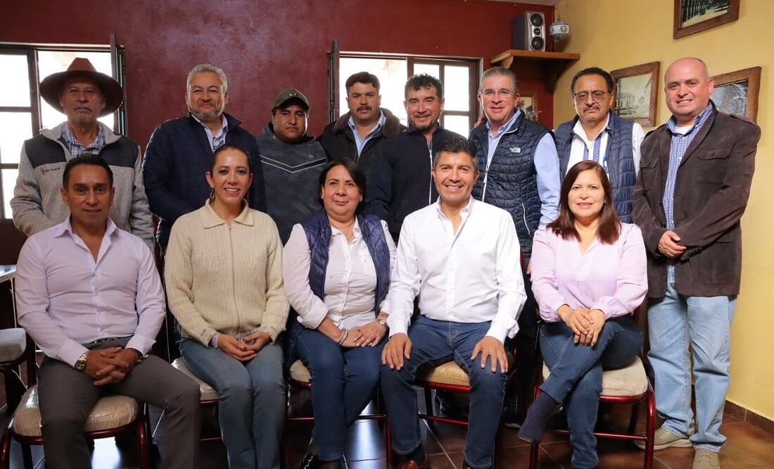 Lalo Rivera estuvo con panistas en Zacatlán | Foto: Especial